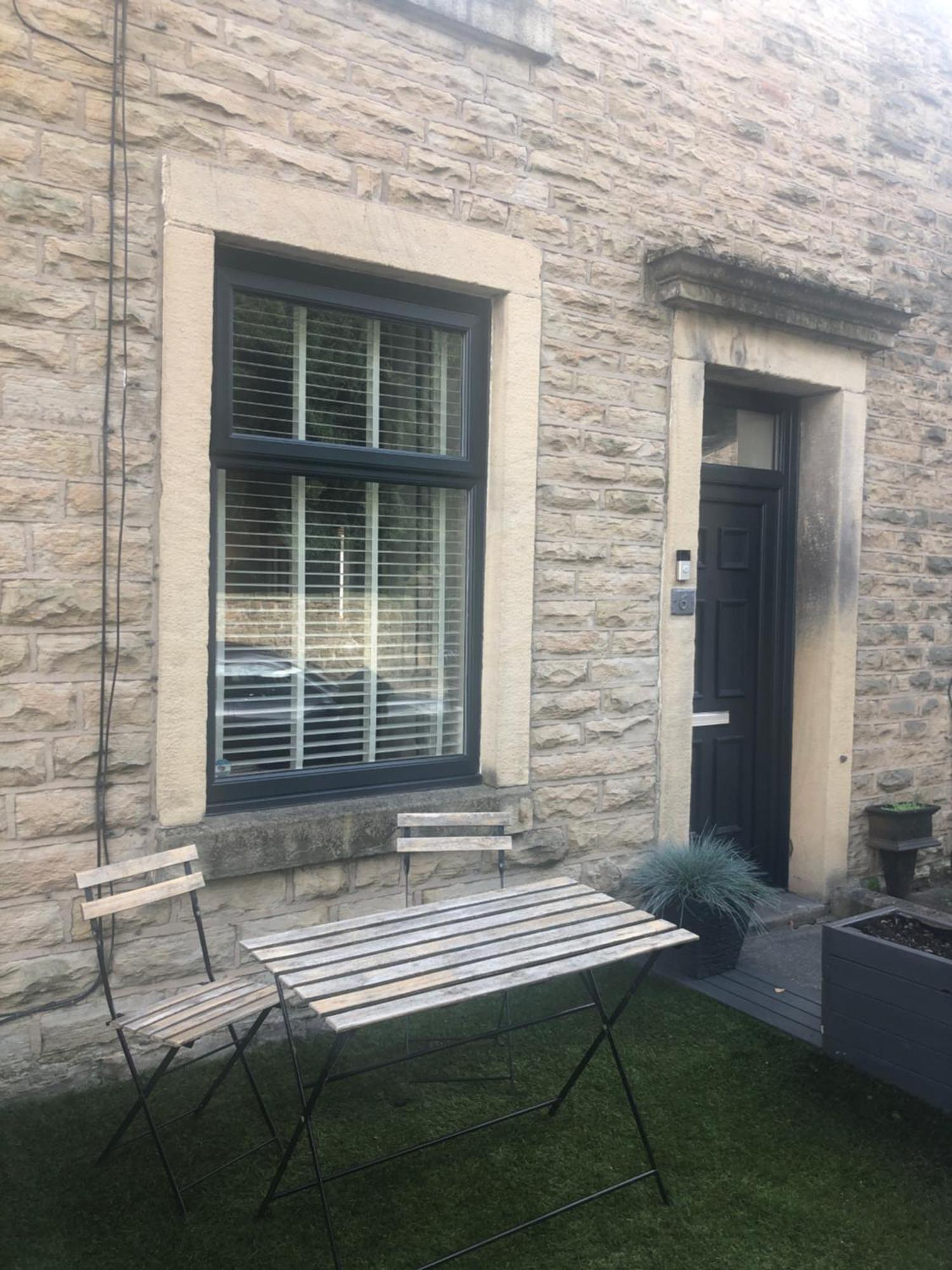 Riverside Cottage Whalley Exterior photo